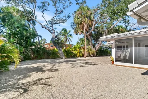 630 Venice Lane Sarasota FL 34242
