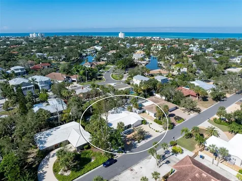 630 Venice Lane Sarasota FL 34242