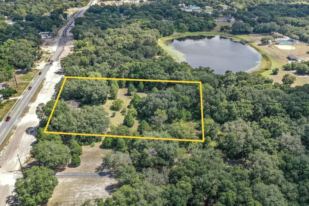 2048 Miller Boulevard Fruitland Park FL 34731