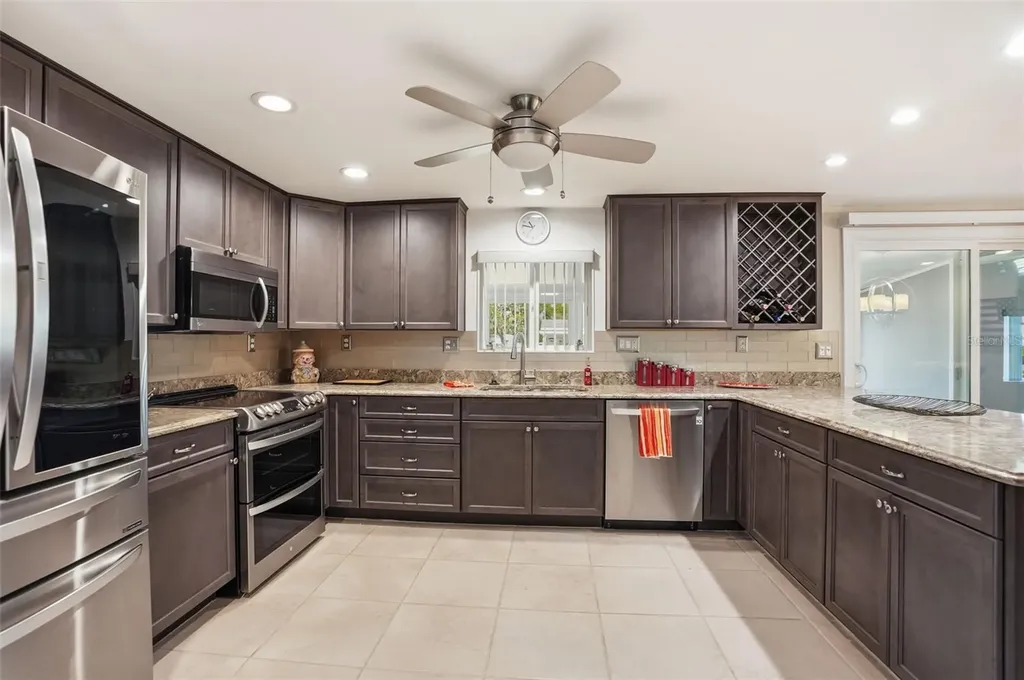 8156 Baycrest Drive Brooksville FL 34613