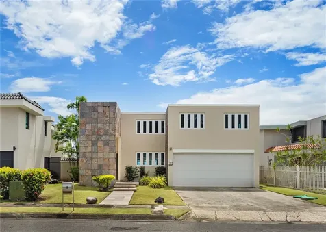 15 Principal Guaynabo PR 00969