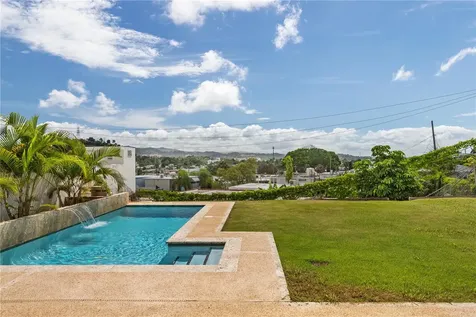 15 Principal Guaynabo PR 00969