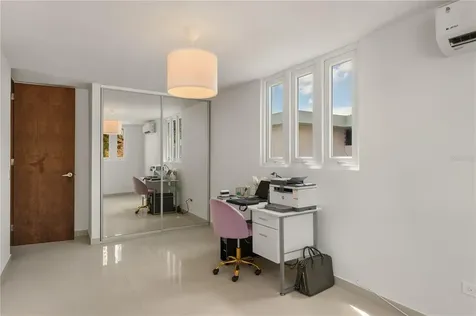 15 Principal Guaynabo PR 00969