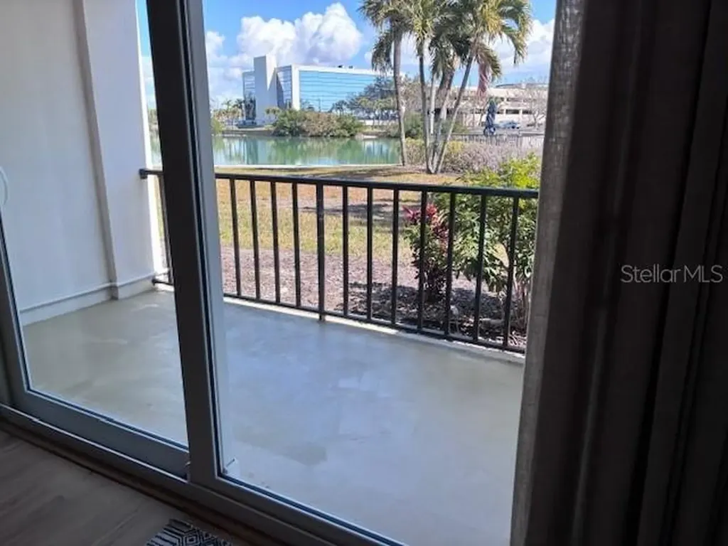 7405 Bay Island Drive S South Pasadena FL 33707