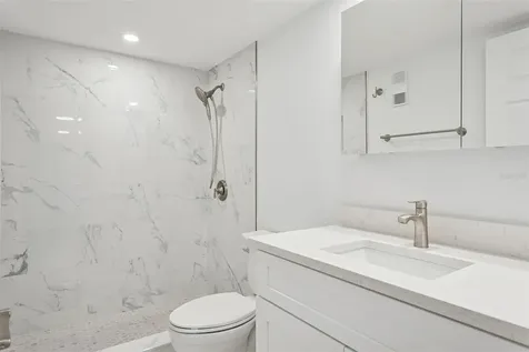 7405 Bay Island Drive S South Pasadena FL 33707