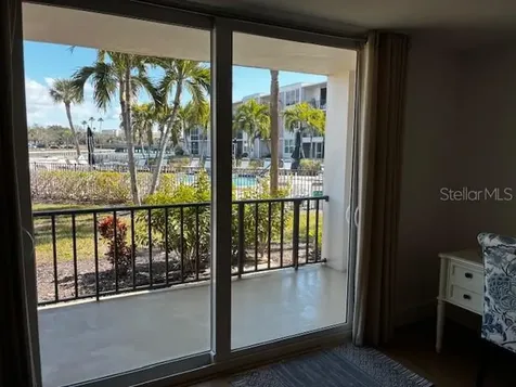 7405 Bay Island Drive S South Pasadena FL 33707