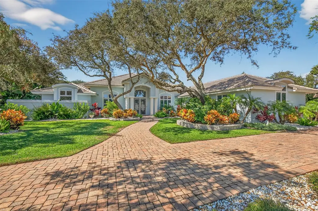 13 Anastasia Court Palm Coast FL 32137