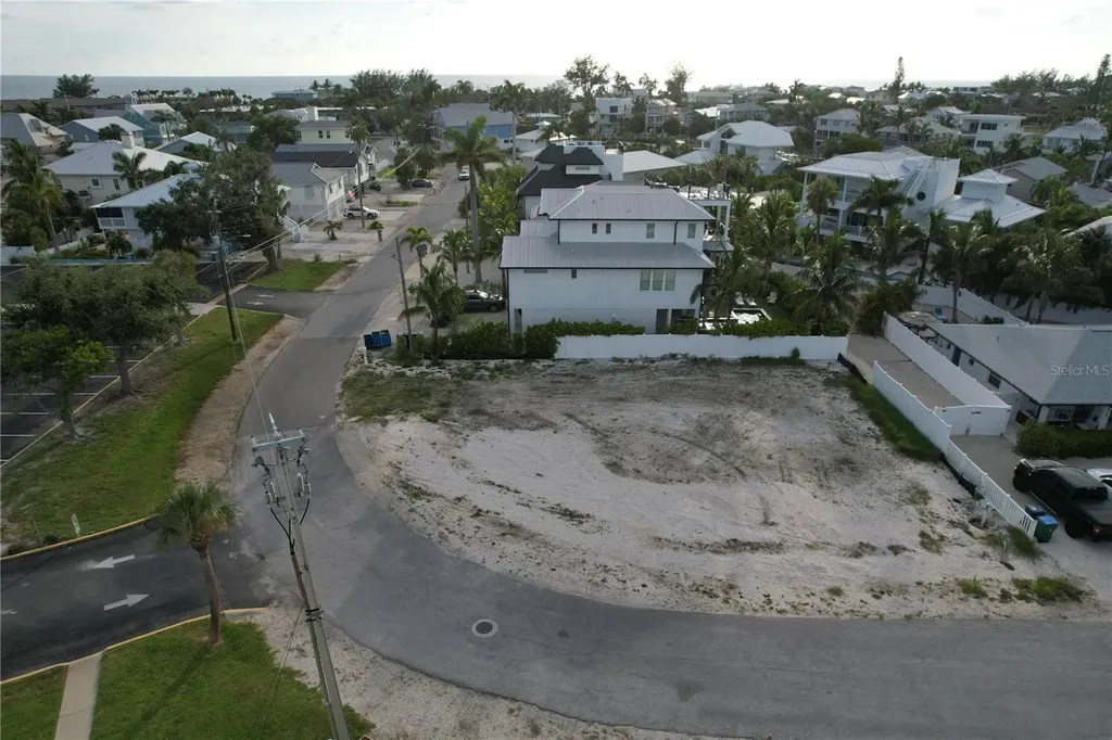 237 S Harbor Drive Holmes Beach FL 34217