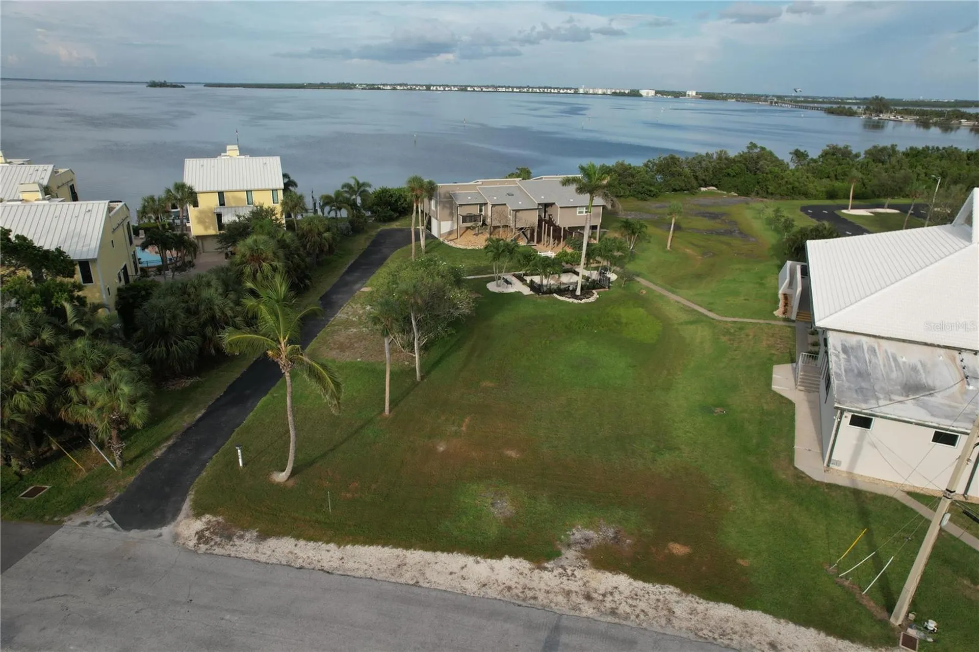 237 S Harbor Drive Holmes Beach FL 34217
