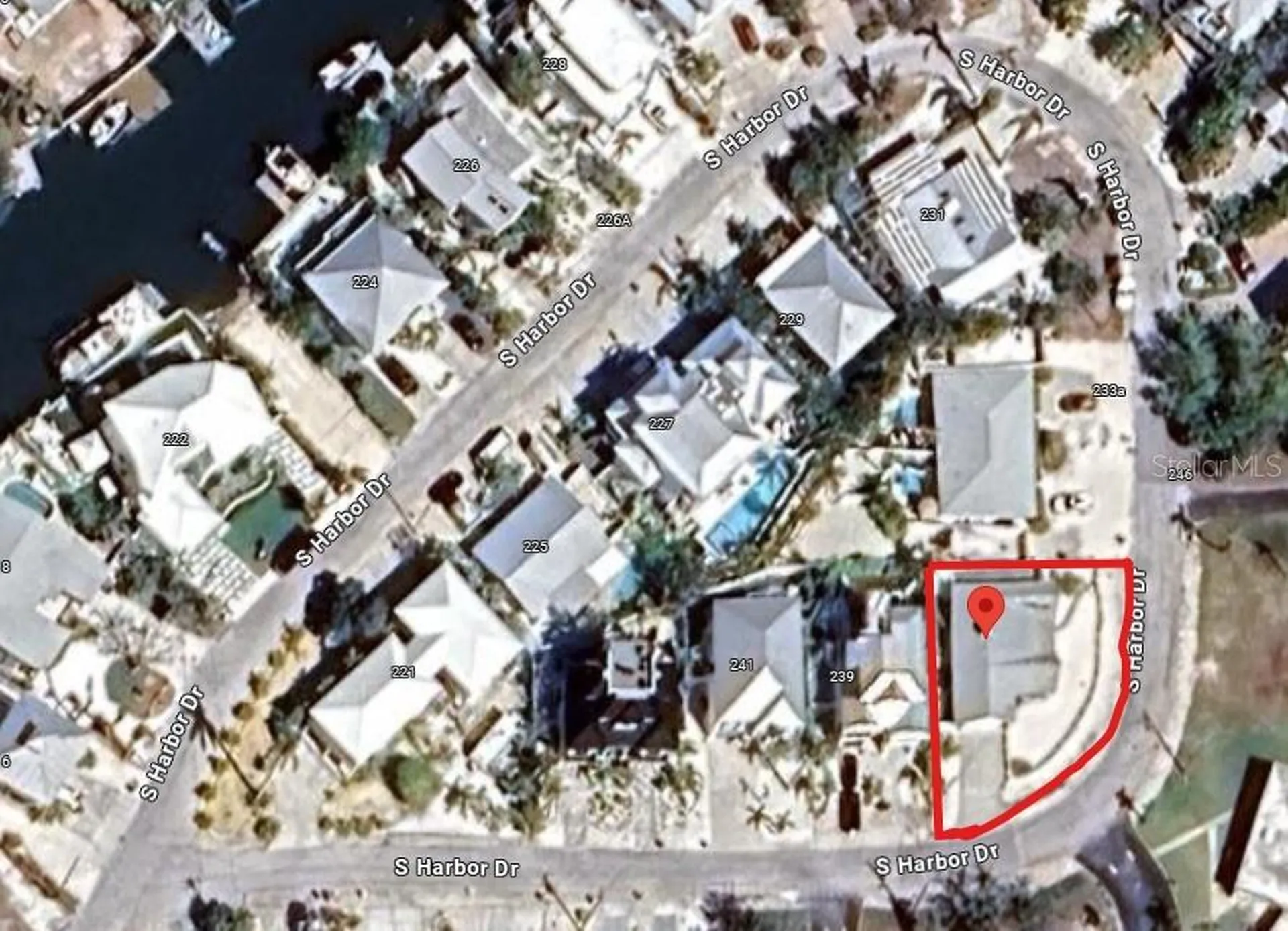 237 S Harbor Drive Holmes Beach FL 34217