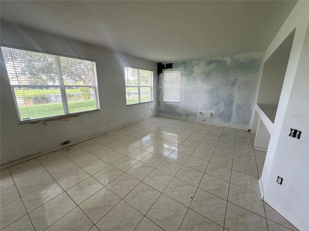 13326 Sproston Point Orlando FL 32832