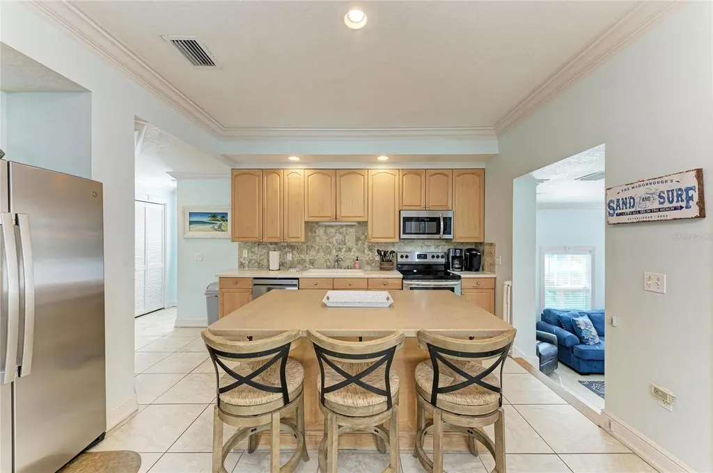 4003 5th Avenue Holmes Beach FL 34217