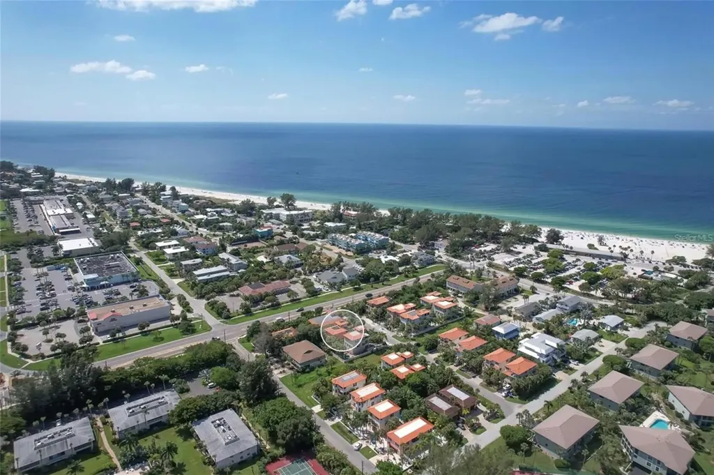 4003 5th Avenue Holmes Beach FL 34217