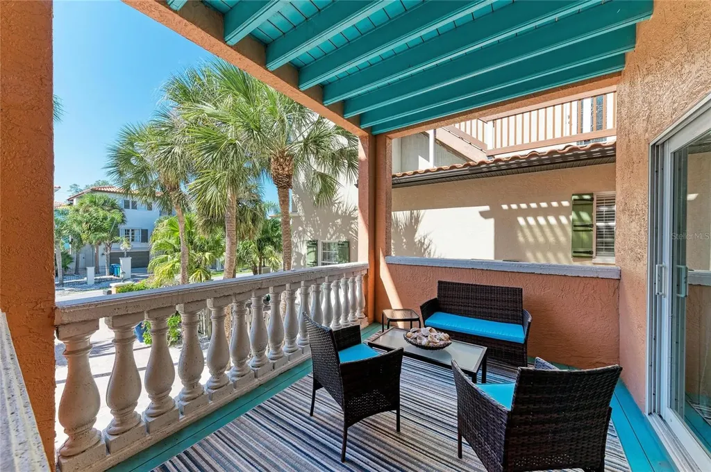 4003 5th Avenue Holmes Beach FL 34217
