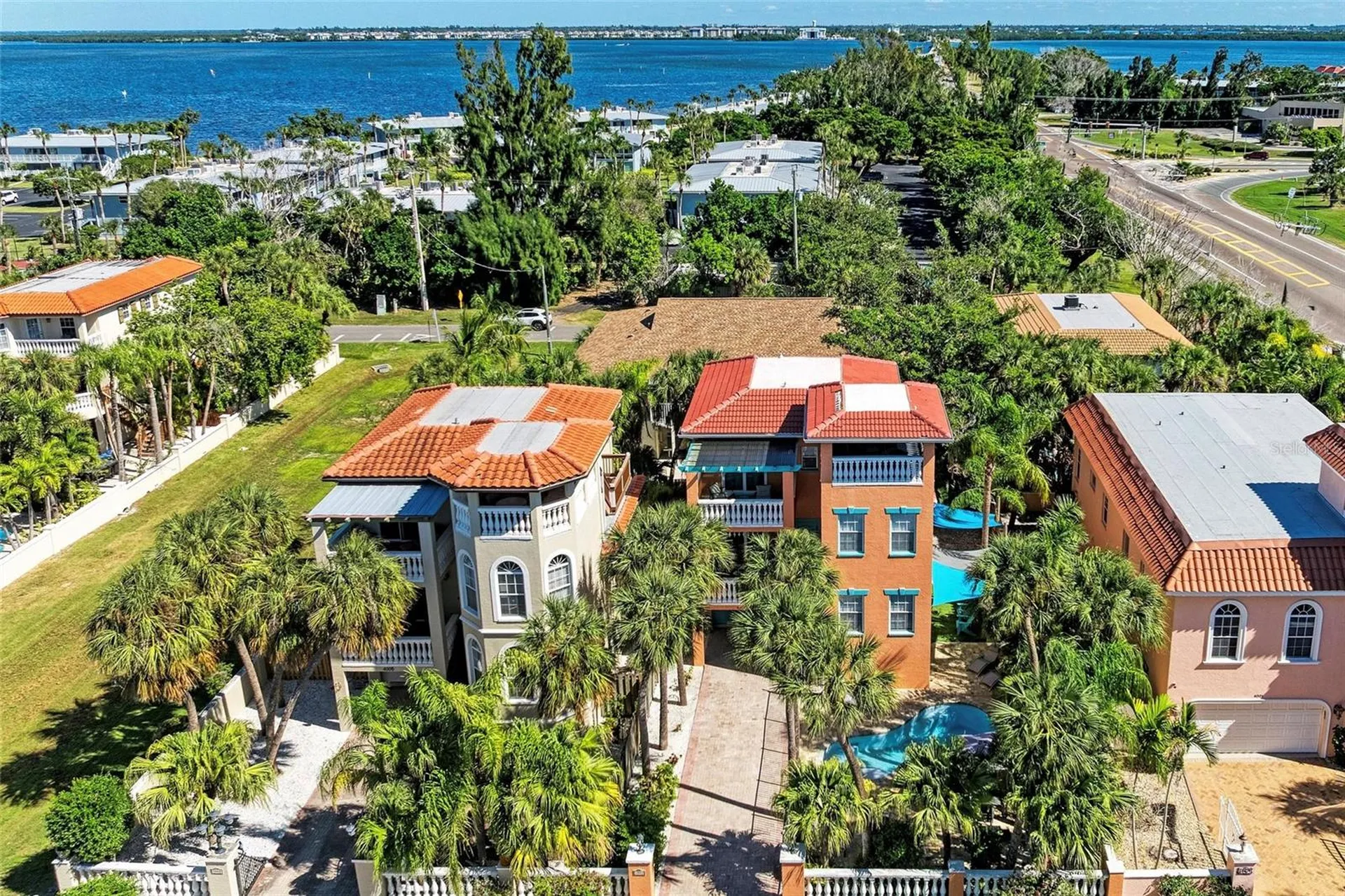 4003 5th Avenue Holmes Beach FL 34217