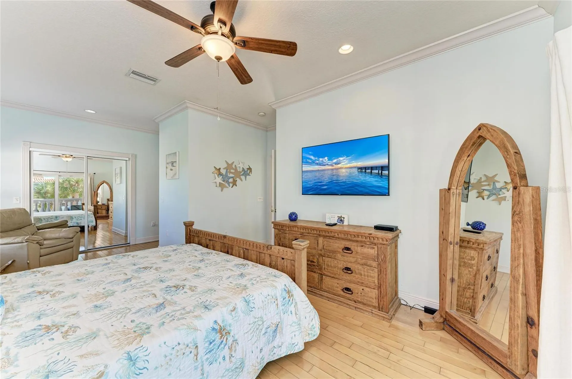 4003 5th Avenue Holmes Beach FL 34217