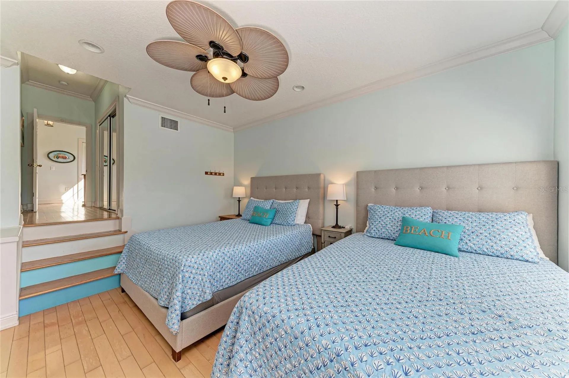 4003 5th Avenue Holmes Beach FL 34217