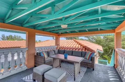 4003 5th Avenue Holmes Beach FL 34217