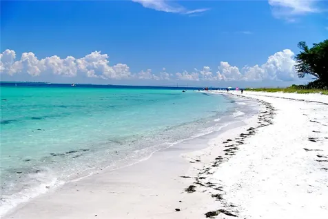 4003 5th Avenue Holmes Beach FL 34217