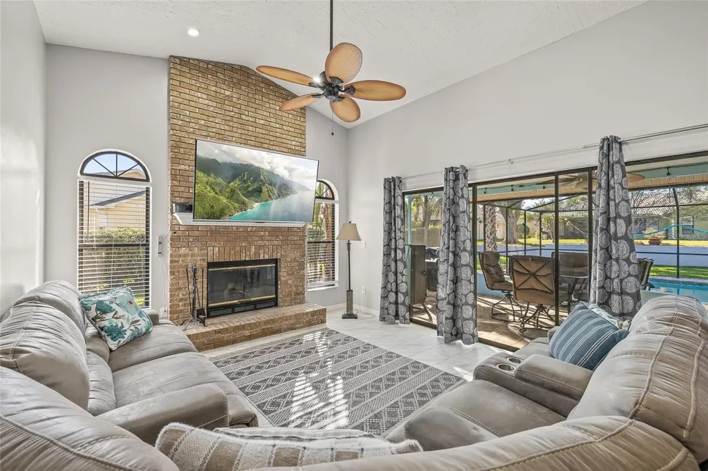 1285 Henry Avenue Spring Hill FL 34608