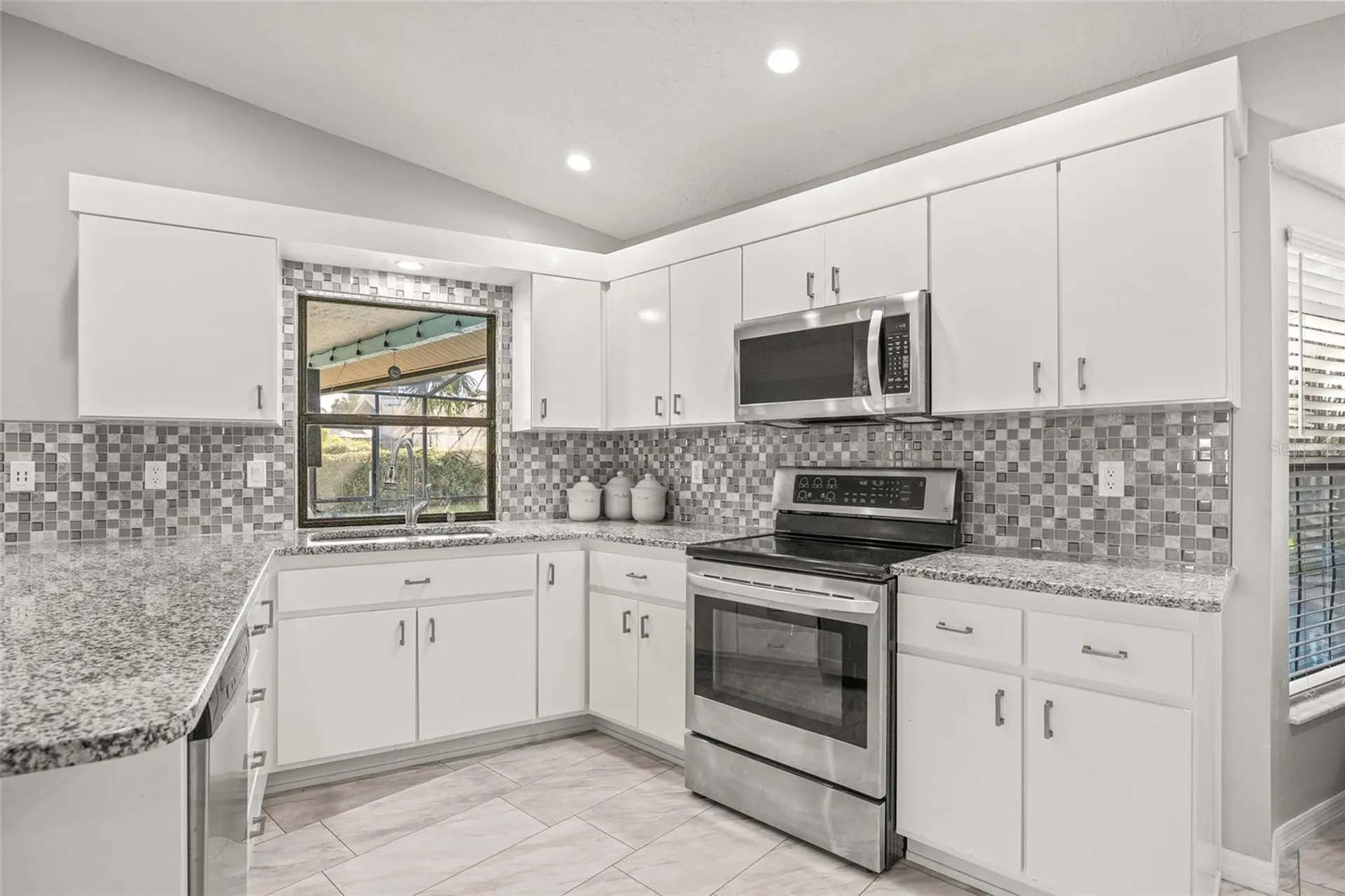 1285 Henry Avenue Spring Hill FL 34608