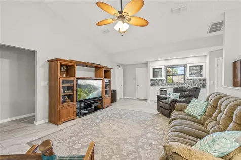 1285 Henry Avenue Spring Hill FL 34608