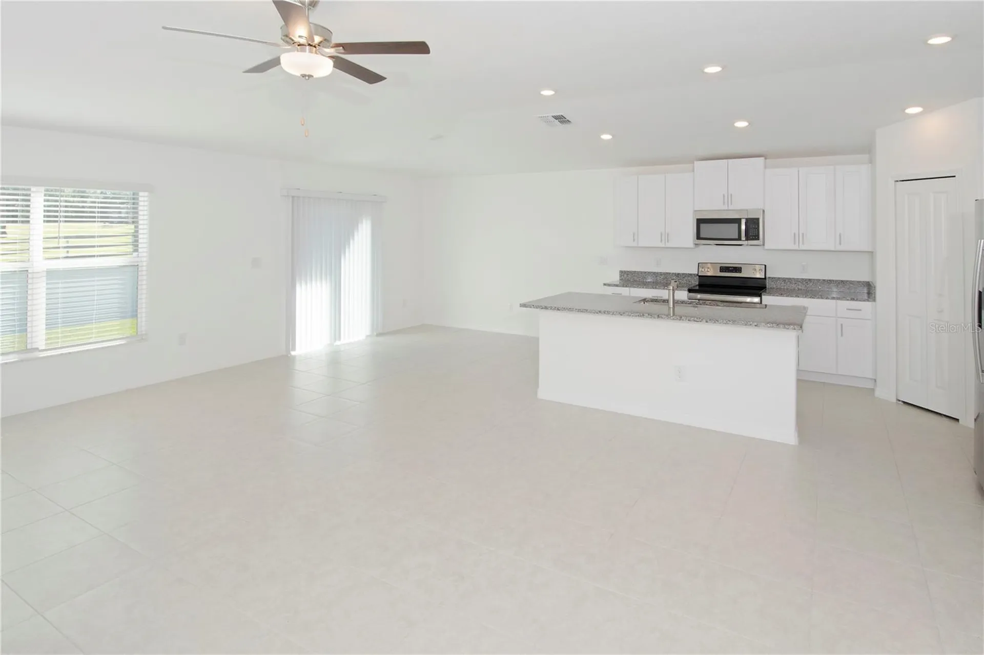 36618 Garden Wall Way Zephyrhills FL 33541