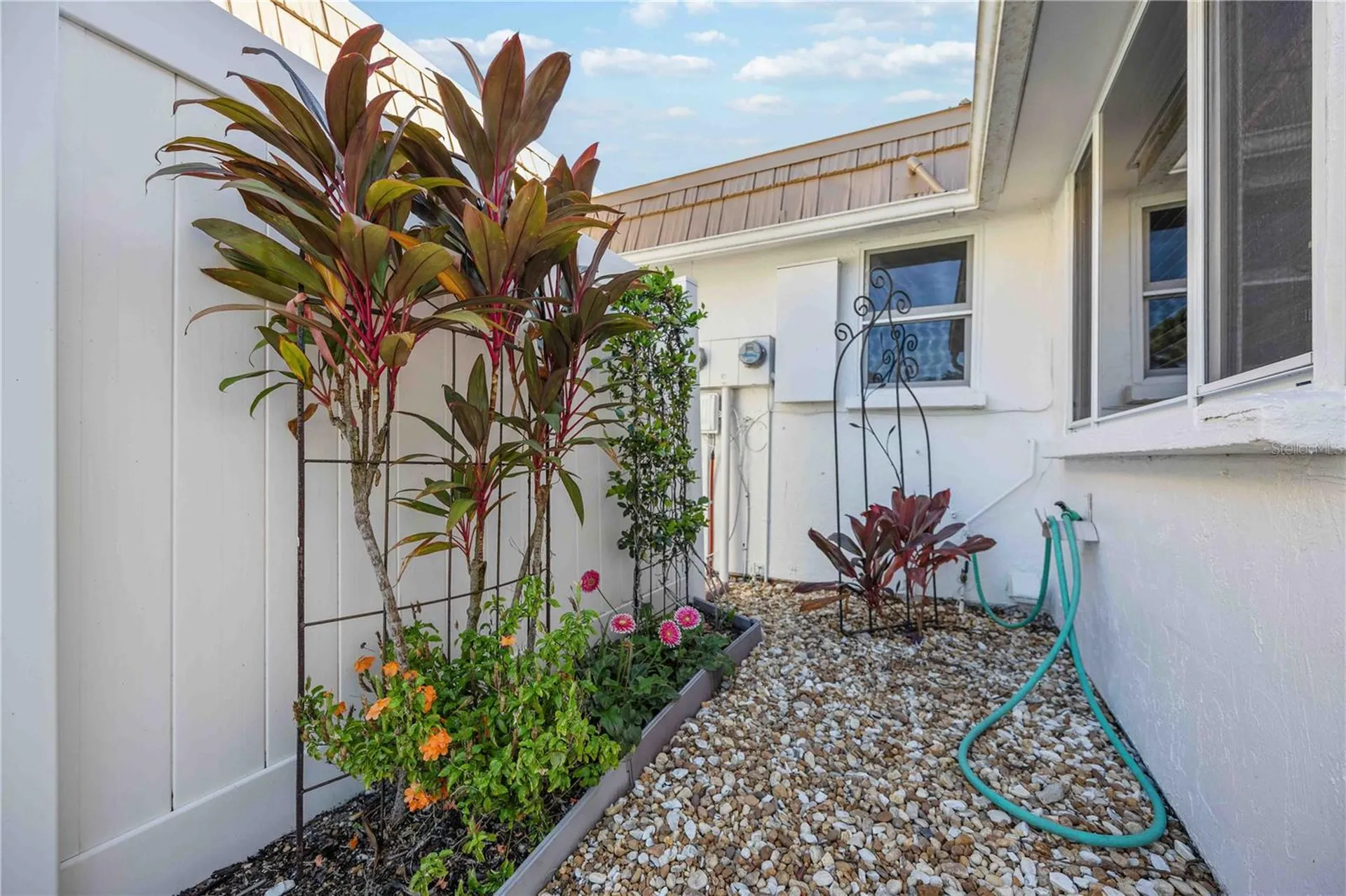 5453 Riverbluff Circle Sarasota FL 34231