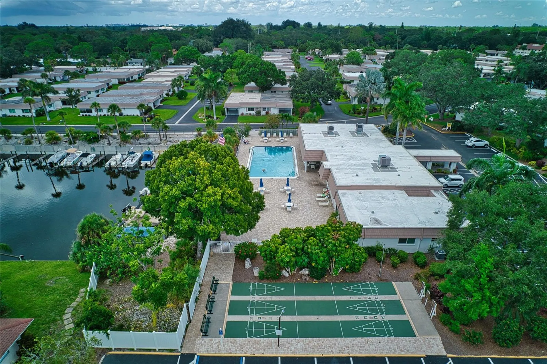 5453 Riverbluff Circle Sarasota FL 34231