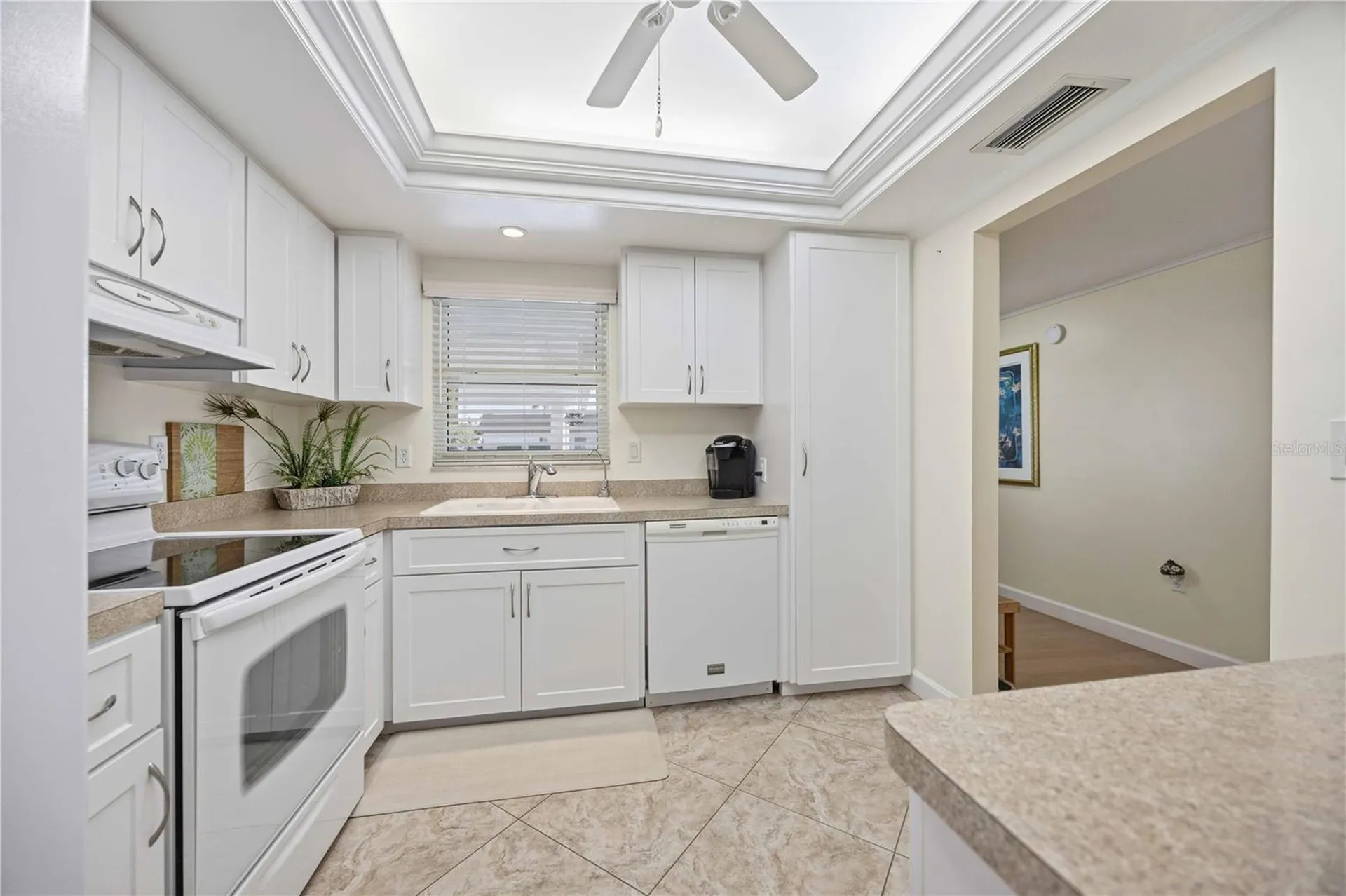 5453 Riverbluff Circle Sarasota FL 34231