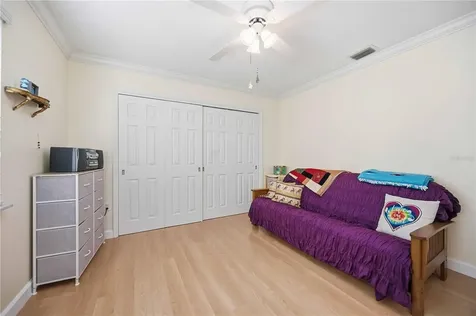 5453 Riverbluff Circle Sarasota FL 34231