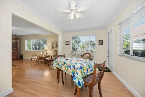 5453 Riverbluff Circle Sarasota FL 34231