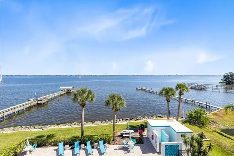 3901 Dixie Highway NE Palm Bay FL 32905
