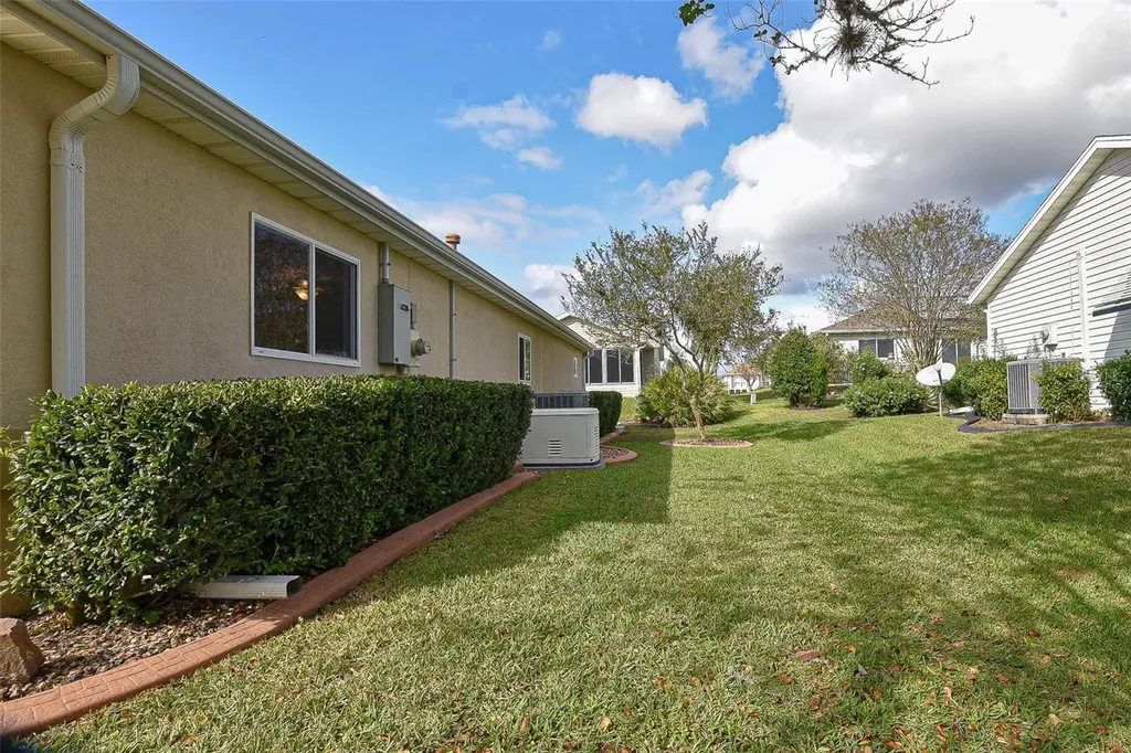 9033 SE 135th Loop Summerfield FL 34491