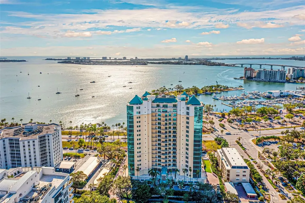 340 S Palm Avenue Sarasota FL 34236