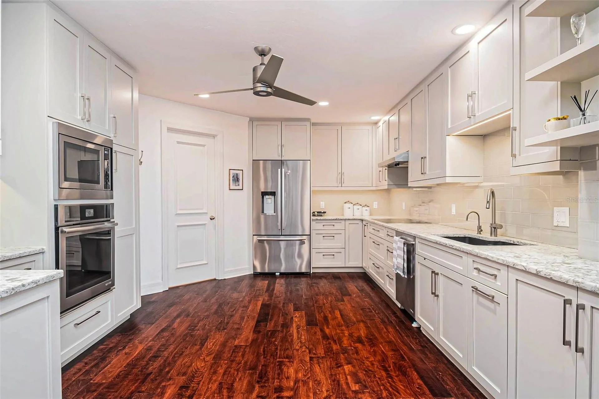 340 S Palm Avenue Sarasota FL 34236