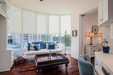 340 S Palm Avenue Sarasota FL 34236