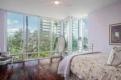 340 S Palm Avenue Sarasota FL 34236