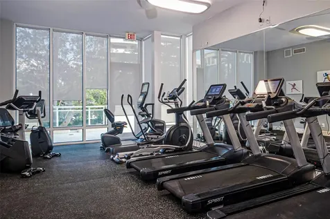 340 S Palm Avenue Sarasota FL 34236