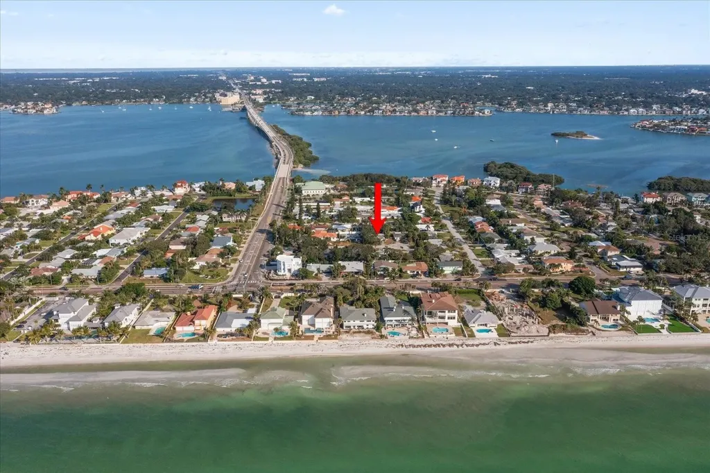 941 Palm Drive Belleair Beach FL 33786