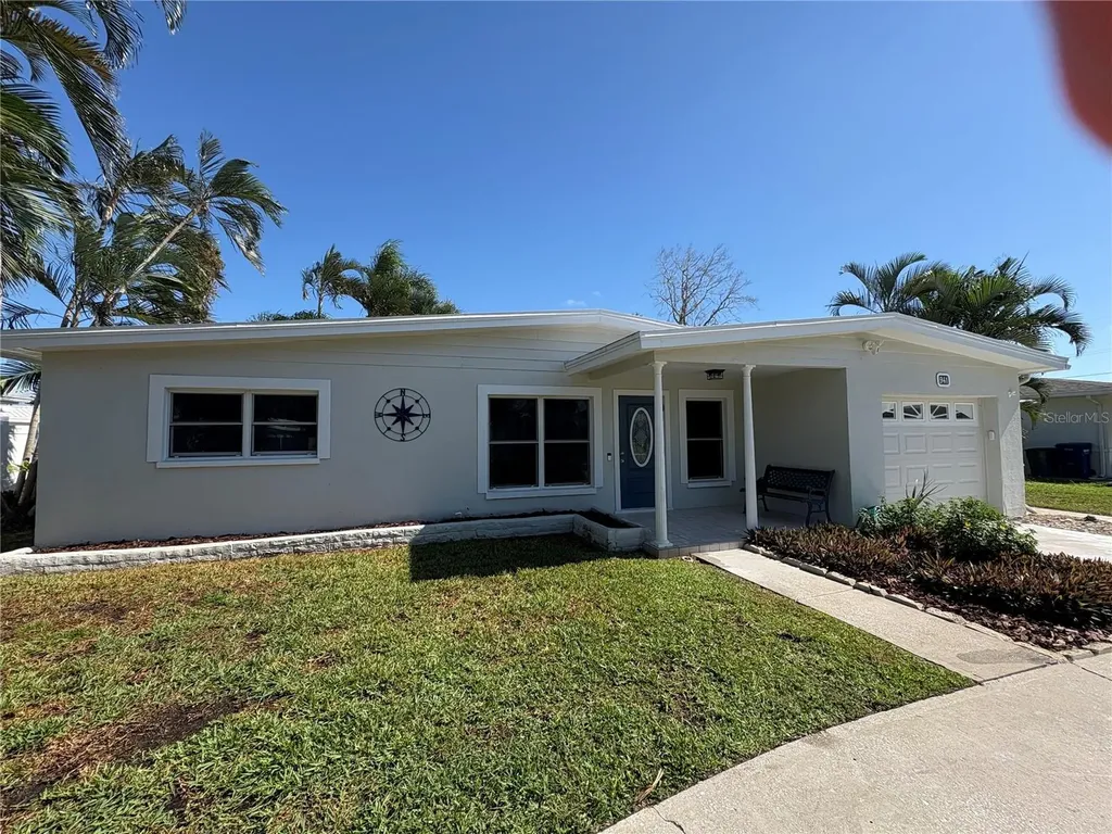 941 Palm Drive Belleair Beach FL 33786