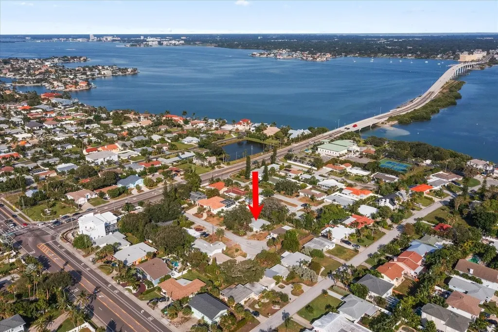 941 Palm Drive Belleair Beach FL 33786
