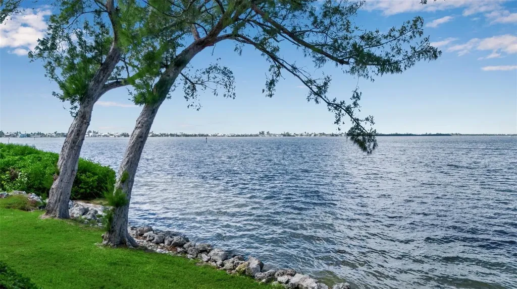 3840 Mariners Way Cortez FL 34215