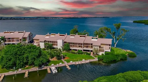 3840 Mariners Way Cortez FL 34215