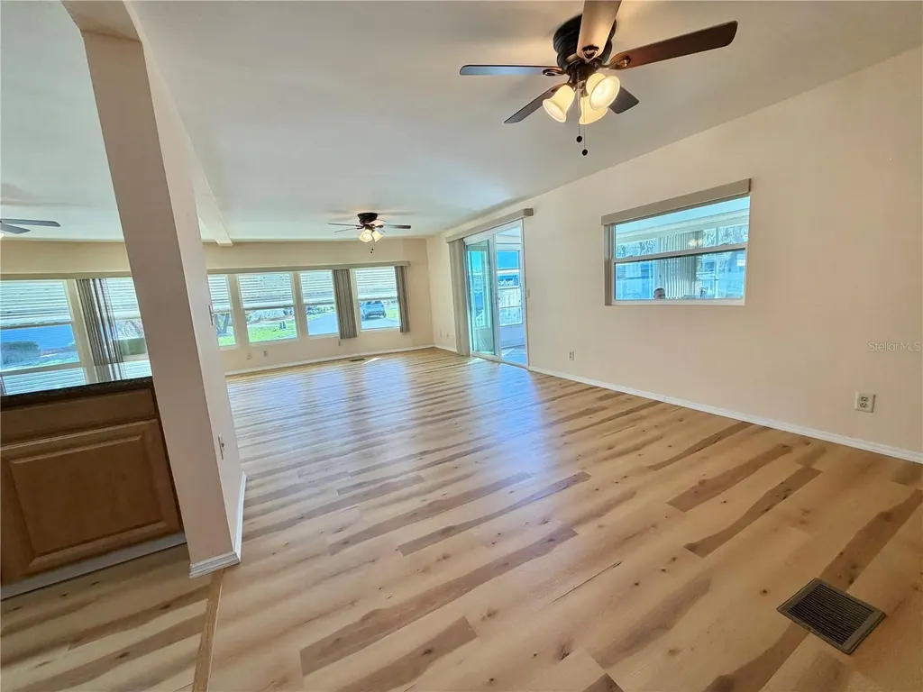 176 Azalea Trail Leesburg FL 34748