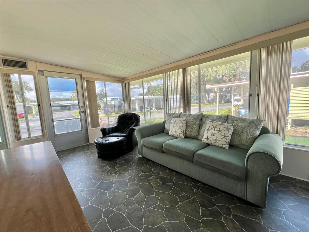 176 Azalea Trail Leesburg FL 34748