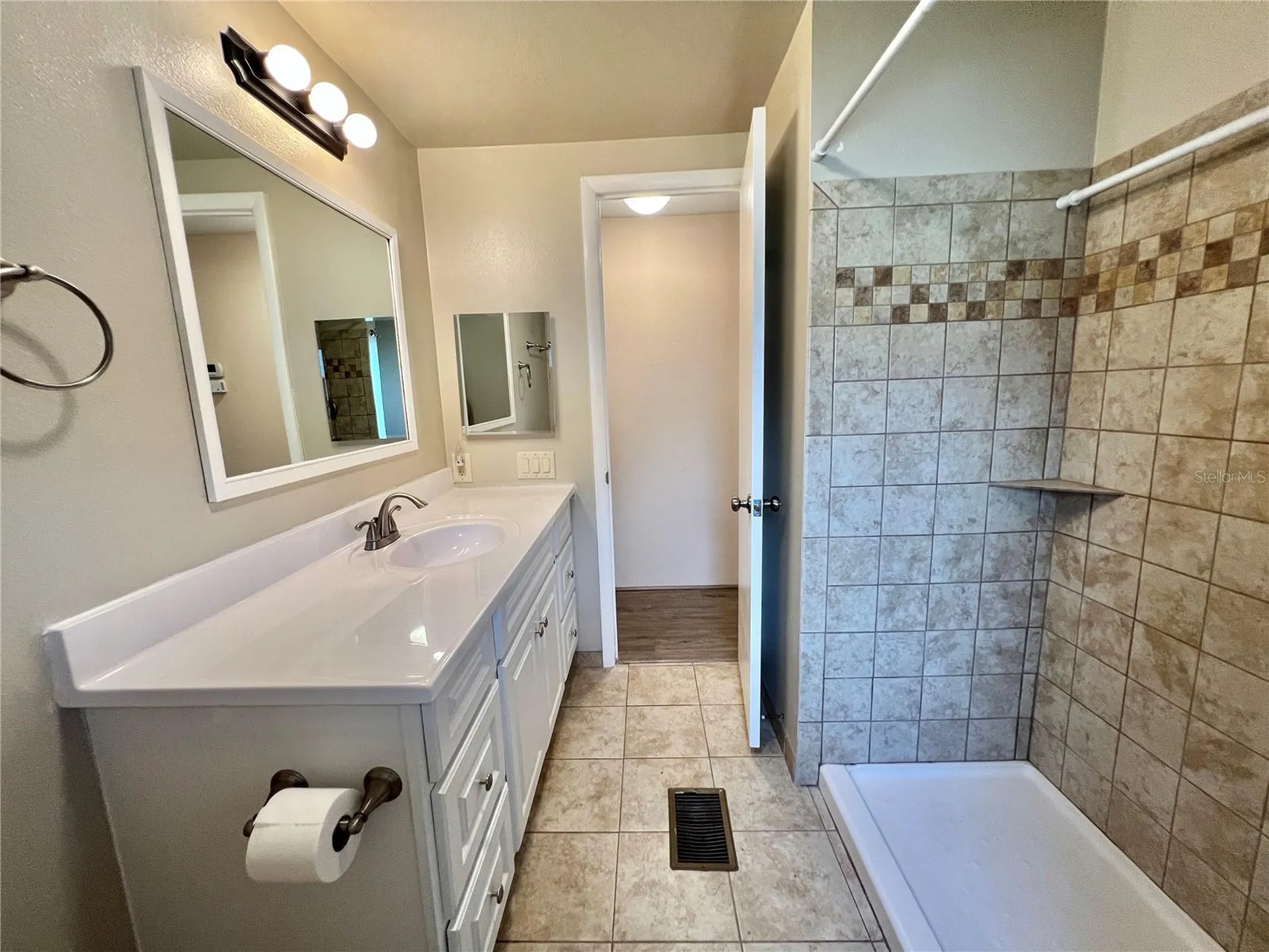176 Azalea Trail Leesburg FL 34748