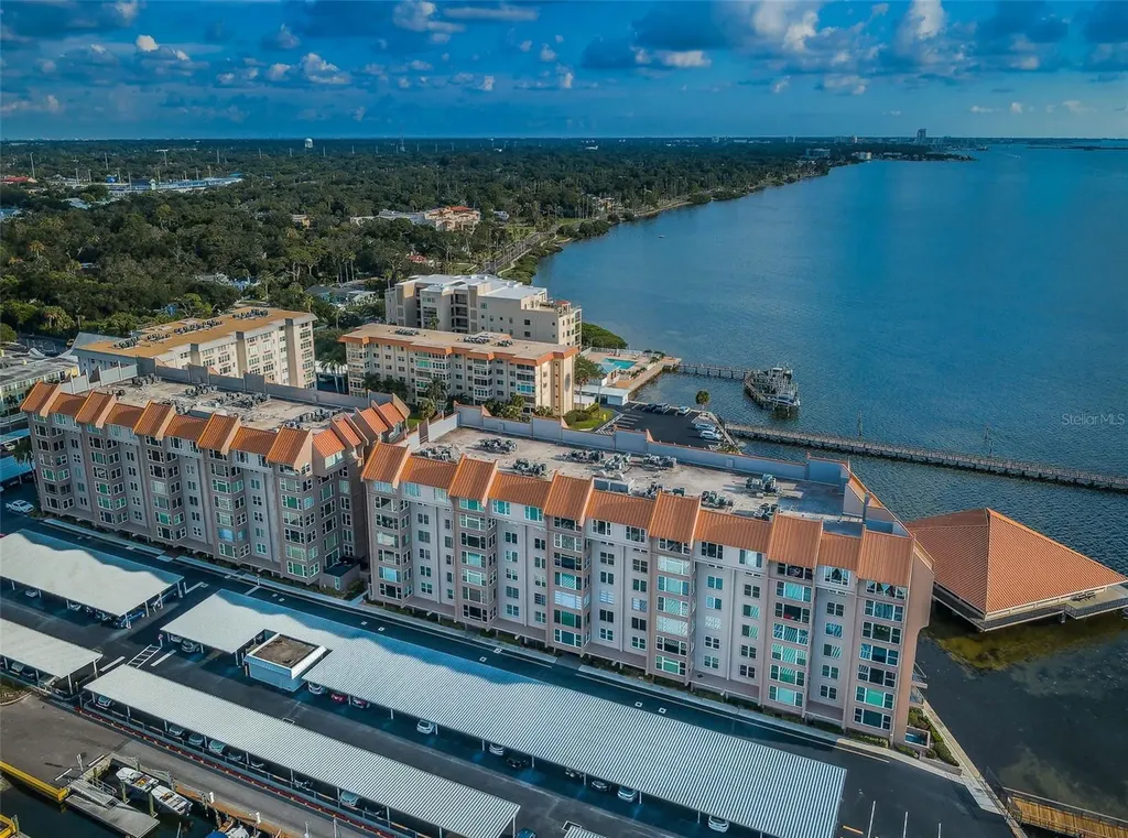 634 Edgewater Drive Dunedin FL 34698