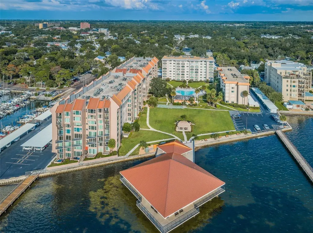 634 Edgewater Drive Dunedin FL 34698