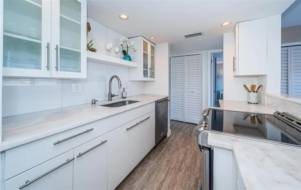 634 Edgewater Drive Dunedin FL 34698